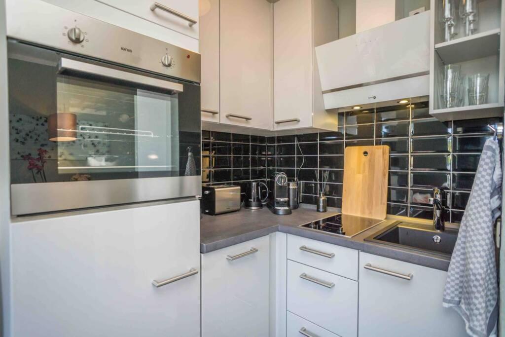 شقة Maritim Und Individuell In Wenningstedt Mit Balkon المظهر الخارجي الصورة