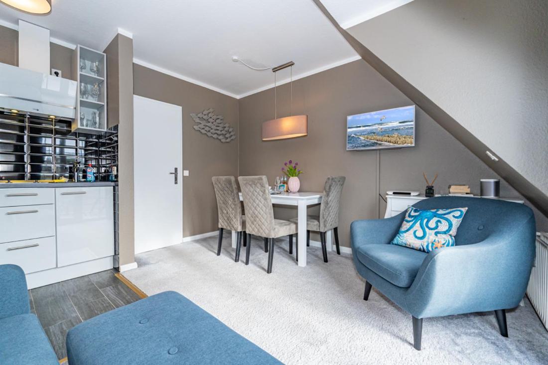 شقة Maritim Und Individuell In Wenningstedt Mit Balkon المظهر الخارجي الصورة