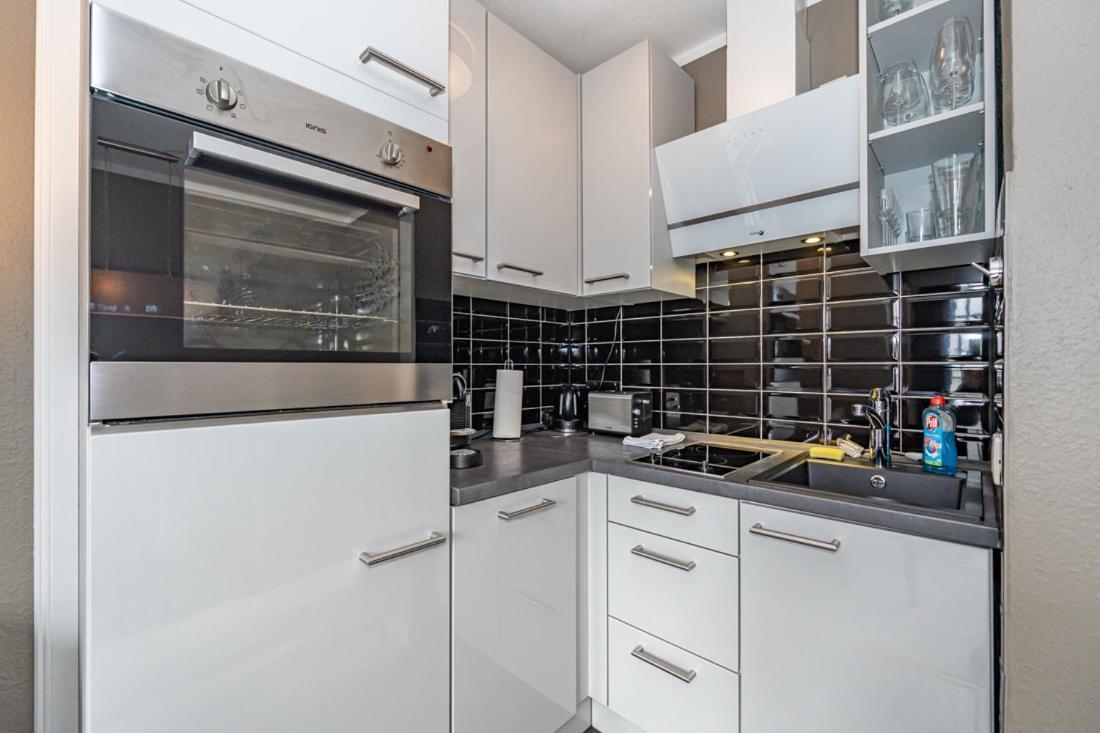 شقة Maritim Und Individuell In Wenningstedt Mit Balkon المظهر الخارجي الصورة